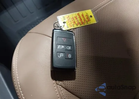 2025 Land Rover Defender 110 P400 X-Dynamic Se from USA, damaged, VIN SALE27EU7S2406247